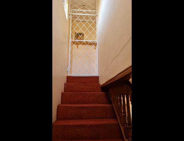 5 BEDROOM HOUSE FOR SALE IN CROSSMOOR